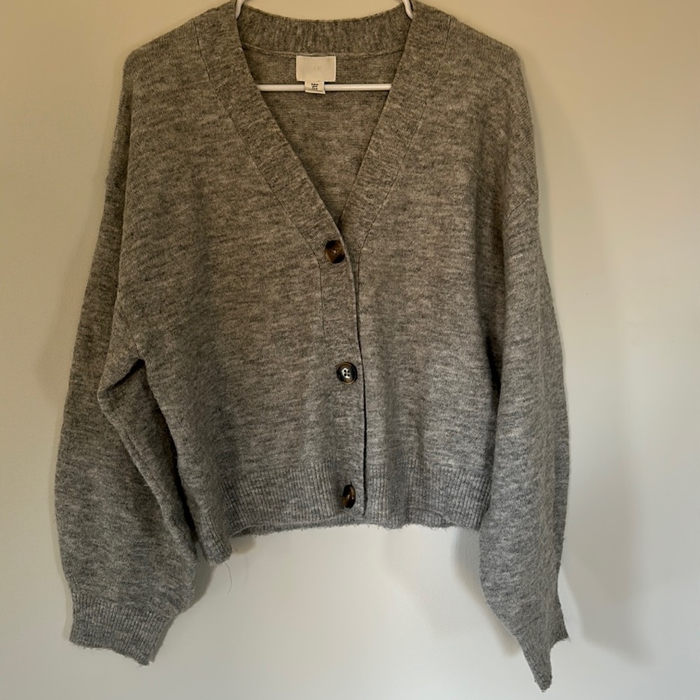V neck cardigan